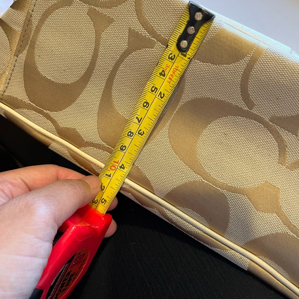 Coach Handbag - Picture 5 of 9
